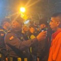 Ko je pijan - pravac pritvor! Nesvakidašnja scena na meču dva velikana: Navijači u alkoholisanom stanju umesto na tribinama…