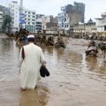 Poplave odnele više od 300 života u Pakistanu i Kašmiru