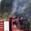 Velik šumski požar kod Nikšića, vatru gase avioni i helikopteri