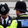 Jedan "ajfon" otkrio bandu – krali telefone u Britaniji, pa slali u Kinu