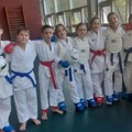 Sjajan uspeh karatista Juniora - Osam medalja u konkurenciji 1.100 takmičara