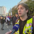 "Naša borba ne staje 1. novembra": Studenti iz Vršca krenuli ka Novom Sadu