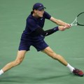 Siner i Sabalenka sigurne u drugom kolu Vimbldona