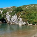 Najmanja plaža na svetu ima samo 40 metara: Pravo je čudo prirode i krije neverovatnu tajnu