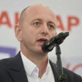 Knežević dokrajčio karijeru premijera CG: Vojniče Spajiću, voljno!