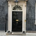 Skandalozni propust Booking-a: Objavljen lažni oglas za izdavanje stana na adresi britanskog premijera