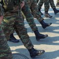 Talačka kriza u Grčkoj Vojnik elitne jedinice bacio šok bombu, pa zadržao i tukao svog komandanta