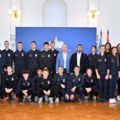 Gradonačelnik Đurić ugostio juniore ak Vojvodina Grad sporta i mladih, grad timskog duha (foto)