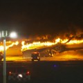 U sudaru na pisti u Tokiju petoro mrtvih, avion Airbus u plamenu