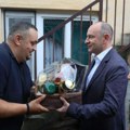 Milan Đurić posetio porodicu Petrović: "Ivan je heroj, tokom NATO agresije pokazao je neverovatnu hrabrost"