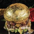 Najskuplji hamburger na svetu ušao je u ginisovu knjigu rekorda: Košta 5.000 evra, a tek da vidite od čega je napravljen...