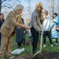 Još 50 sadnica u Vrtu nade: Jedinstveni park posvećen ženama koje se bore protiv karcinoma u Novom Beogradu