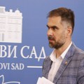 Mićin osudio vandalski čin na svetilištu žrtvama pada nadstrešnice, pozvao nadležne da reaguju
