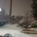 Снег веје у Сарајеву, а на улицама нема живе душе: Није хладноћа разлог што су сви побегли унутра
