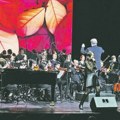 Jedna scena – dva orkestra mladih umetnika