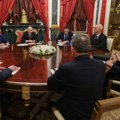 Završen tročasovni sastanak Putina i američke delegacije Putin: Ukrajina značajno smanjila napade na Rusiju, uključujući i…