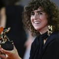 Venecija: Zlatni lav filmu „Nepoznata žena", Malkoviču nagrada za glumca
