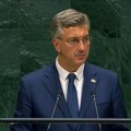 Plenković: Vučić nastavlja kampanju protiv Hrvatske umesto da se pospe pepelom