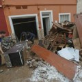(FOTO) Najmanje troje mrtvih u poplavama u Španiji, helikopterima spasavali ljude sa krovova kuća