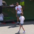 Divne scene: Pogledajte kako sin Stefan priprema Novaka za meč na Vimbldonu! (video)