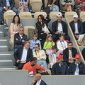 Đoković ima veliku podršku protiv Sinera: Pogledajte ko je sve u Novakovom boksu FOTO