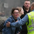 (Foto) užasno jutro u Kijevu: "Podmukli" ruski napad trajao celu noć: Među poginulima dete (6), preživele traže ispod ruševina…