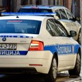 Jeziva nesreća: Policajac s kolima oborio dete