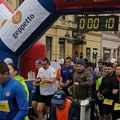(Video) Svako ima svoju trku, od beba do maratonaca: Bodrimo ih! Sa Trga slobode startovalo preko 1.700 učesnika iz 31 zemlje…