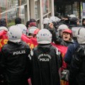 (Foto) Više stotina uhapšenih na protestima povodom 1. maja u Turskoj