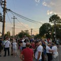 Na protestu u Humskoj ulici u Nišu građani poručili – borimo se za naše domove, vlast mora da nađe drugo rešenje