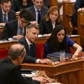 Mađar oštro kritikovao opoziciju: „Dok su stotine radnika radile na izgradnji donjeg praga Pakša, Orban pio hladno pivo i…