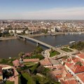 Popeo se u balon na vruć vazduh, pa oduševio sve: Novosadski di-džej Milanko Trifunčević izveo set iz vazduha