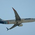 Uhapšen kopilot koji je izbo kolegu nožem u avionu: "Pokušao je da sruši letelicu s putnicima"