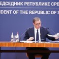 Vučić je ovo zaista rekao o kosovskim tablicama zbog kojih je dizao vojsku: „Davno je trebalo da prihvatimo, to je naš…