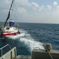 Da li ste čuli za "mini penziju": Oni su dali otkaz na dobro plaćenim poslovima da bi preplovili Pacifik