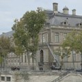 Pariz: Pljačka u Luvru, zbog incidenta muzej zatvoren za posetioce