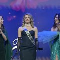 (Foto) Simona Manojlović je mis Srbije 2026. Prošlogodišnja misica Aleksandra Rutović joj predala krunu! Uspela sve da očara…