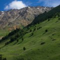 Rusija: na Elbrusu stradalo dvoje planinara iz BiH, jedan od nestalih pronađen živ