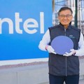 Klasični PC gubi primat: Intel kaže da AI PC donosi dve trećine prihoda