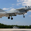 Gledali Rafale, kupili kineski avion: Uzbekistan prvi put javno prikazao J-10CE