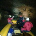 Spaseno svih pet osoba koje su bile zarobljene u pećini u Sloveniji