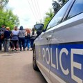 Pucnjava u Severnoj Mitrovici: Policija pokušala da zaustavi vozilo, pa otvorila vatru, dvojica policajaca povređena