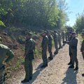 Najnoviji snimak potrage za malom Dankom: Na terenu 50 pripadnika Žandarmerije, pretražuje se deo od sela Zlot ka Sumrakovcu