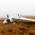 Avion se srušio i udario u vozilo: Poginulo pet osoba VIDEO