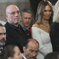 Amerikanci sve manje prate medije, sve više Džoa Rogana