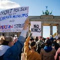 Protesti širom Amerike protiv politike predsednika: "Tramp gura zemlju ka autokratiji", očekuje se masovan izlazak građana…
