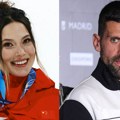 Novak Amerikancima bacio rukavicu u lice: Poklonio se lepotici koju cela SAD mrzi i vređa