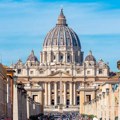 Vatikan ima niz pogodnosti za turiste zbog velikog jubileja: Obeležava se 400 godina od osvećenja bazilike Svetog Petra