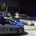 Pucao ispred škole pred decom! Drama u Lapljem Selu, meštanka videla muškarca u crnom: "Izašao je iz kafića i ispalio hice…