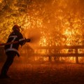 U Francuskoj privedeno 375 osoba povezanih sa izbijanjem požara, među njima 142 maloletnika
